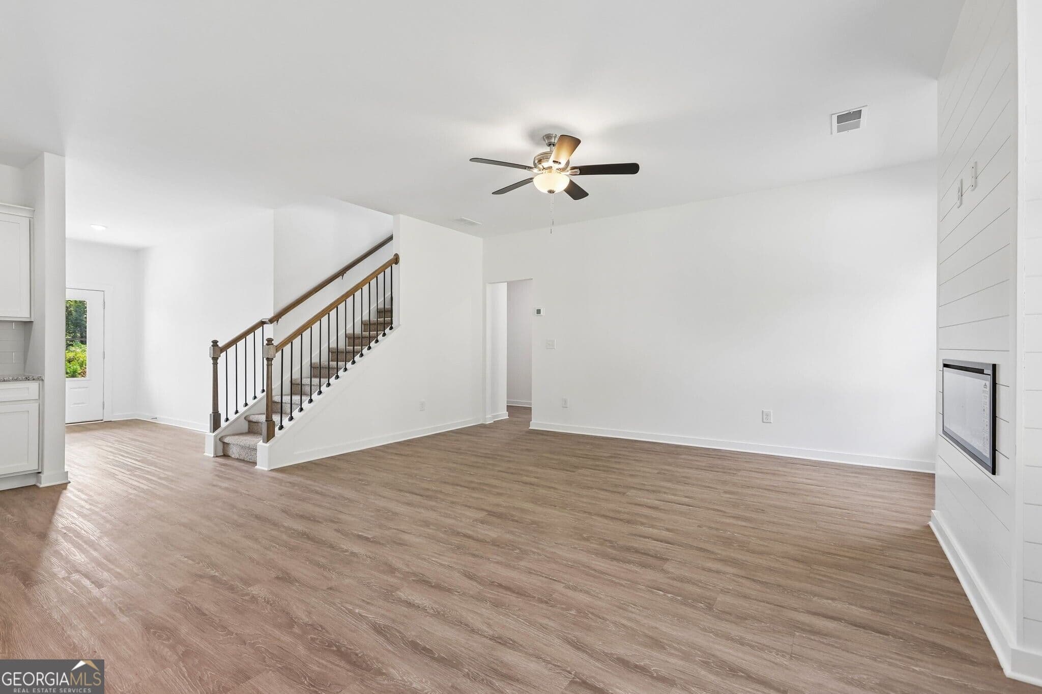 4 bedroom, 3 bathroom, 2,517 sq ft single family residence for sale at 100 Eryn Terrace, Covington, GA 30014 — photo 5