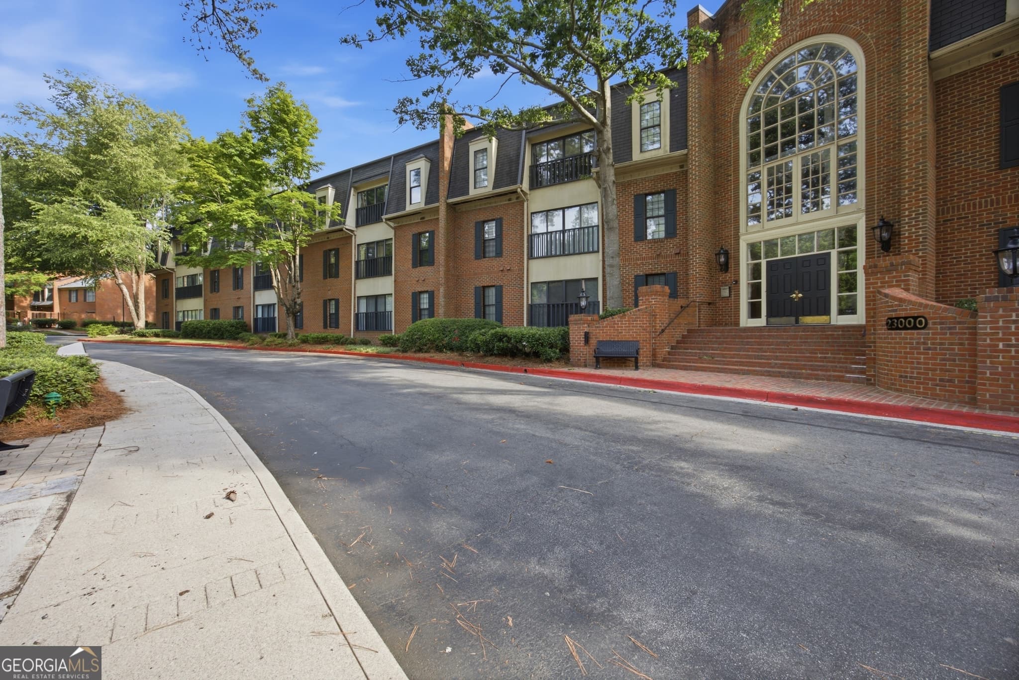 2 bedroom, 2 bathroom, 1,462 sq ft condominium for rent at 23117 Plantation Drive 117, Atlanta, GA 30324 for $2,650 a month — photo 1 of 39