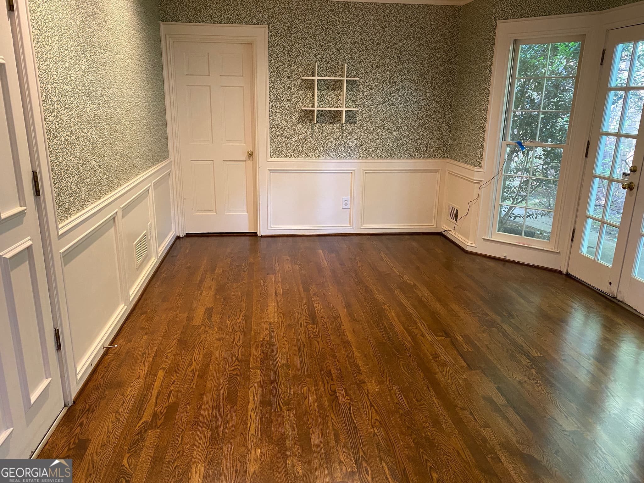 4 bedroom, 3.5 bathroom, 3,153 sq ft single family residence for sale at 1143 Byrnwyck Road, Brookhaven, GA 30319 — photo 9