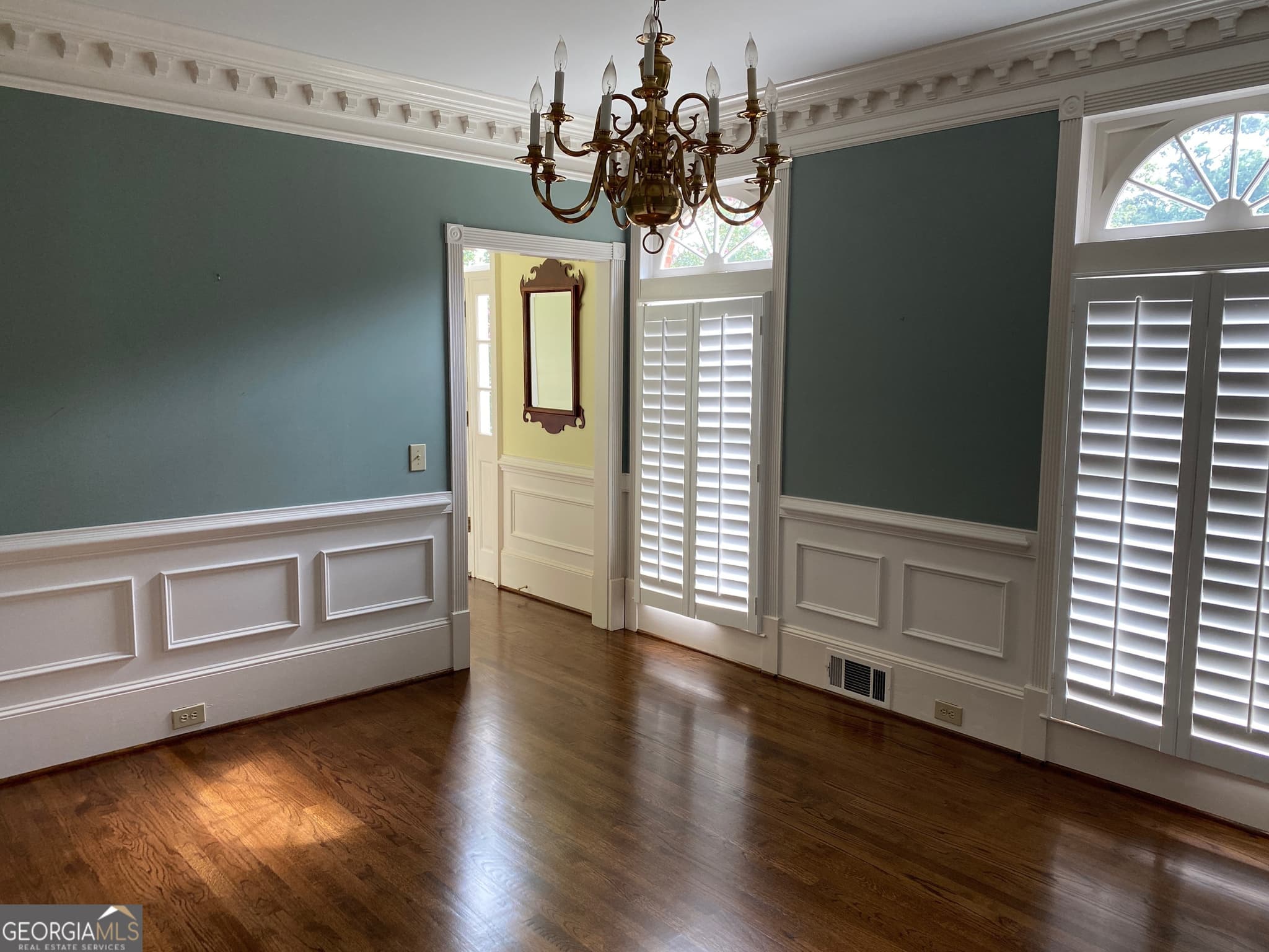 4 bedroom, 3.5 bathroom, 3,153 sq ft single family residence for sale at 1143 Byrnwyck Road, Brookhaven, GA 30319 — photo 10