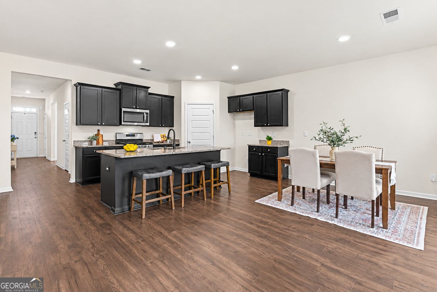 4 bedroom, 2 bathroom, 1,786 sq ft single family residence for sale at 117 Condor Court, Statham, GA 30666 — photo 5