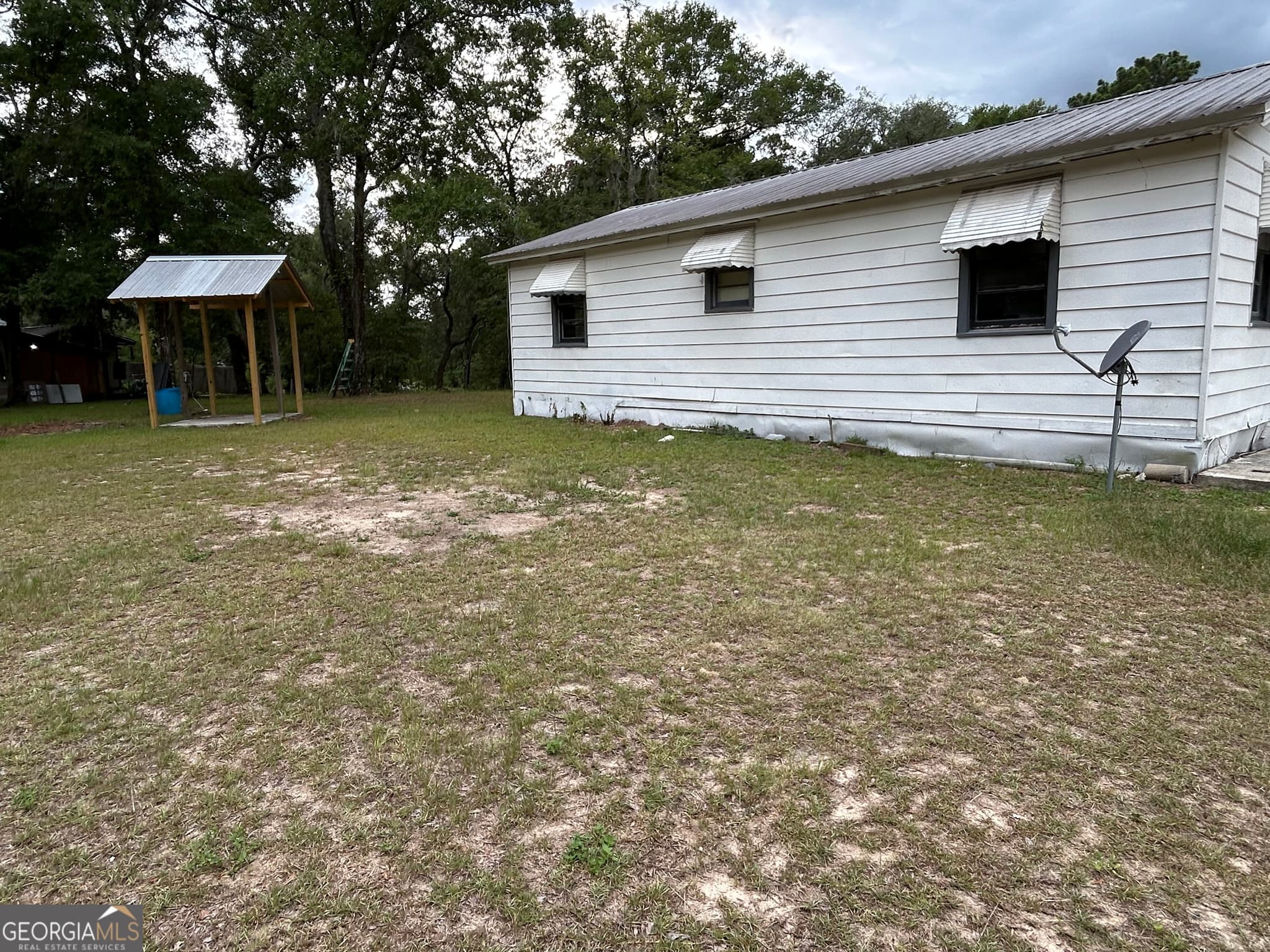2 bedroom, 1 bathroom, 814 sq ft single family residence for sale at 1533 Joy Bluff Road, Reidsville, GA 30453 — photo 3