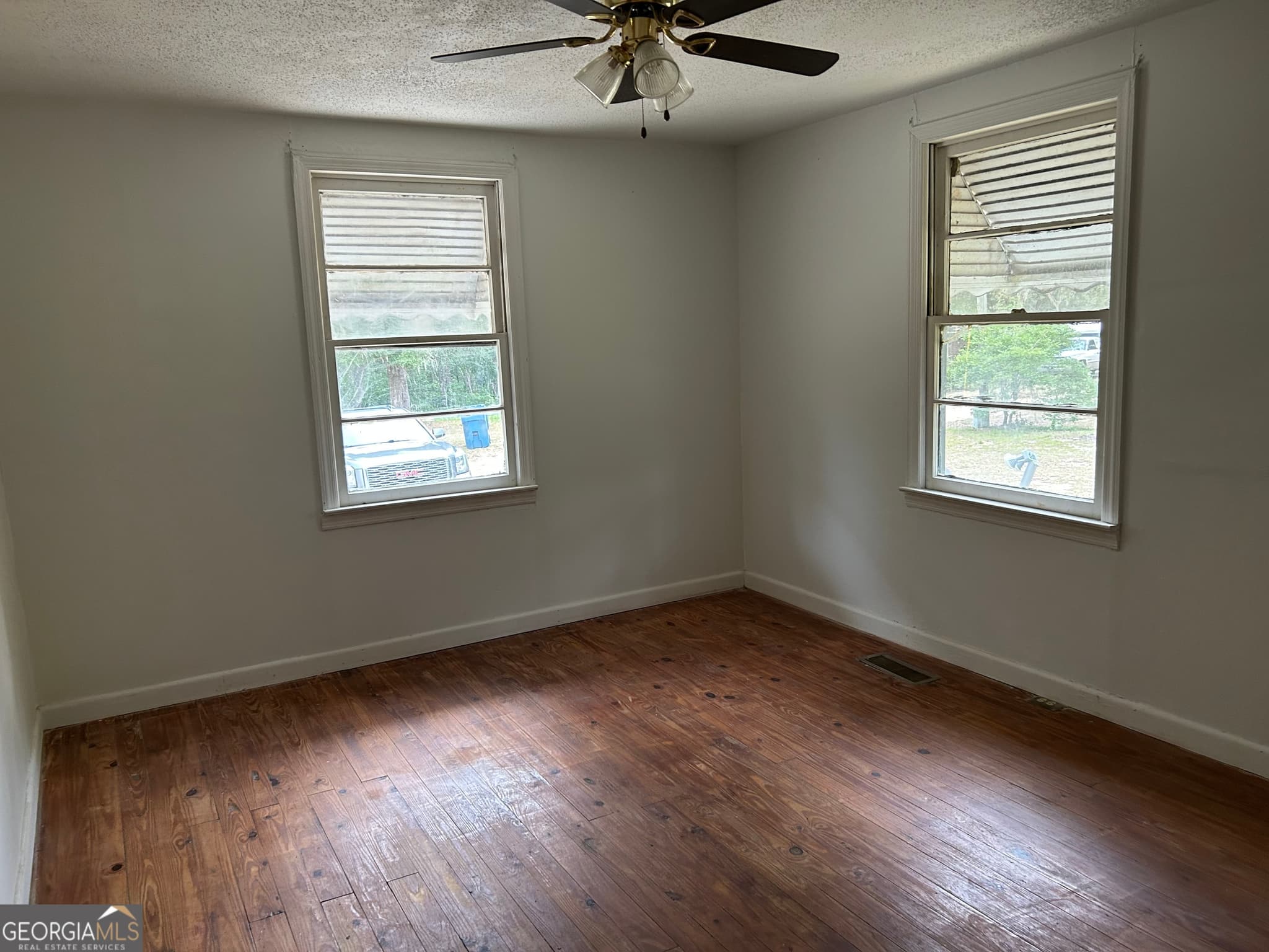 2 bedroom, 1 bathroom, 814 sq ft single family residence for sale at 1533 Joy Bluff Road, Reidsville, GA 30453 — photo 9