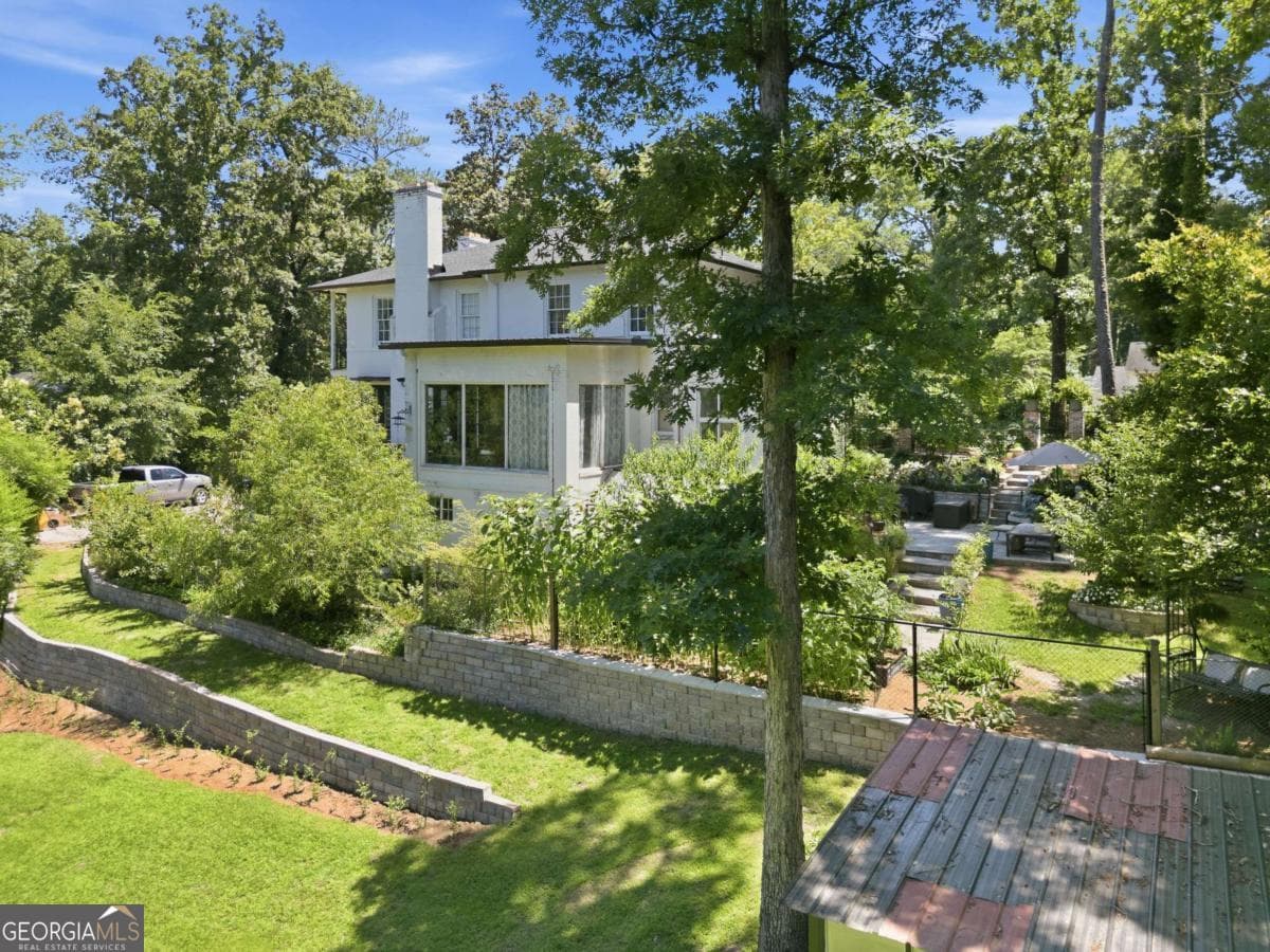 4 bedroom, 3 bathroom, 3,714 sq ft single family residence for sale at 3155 Ingleside Drive, Macon, GA 31204 — photo 6