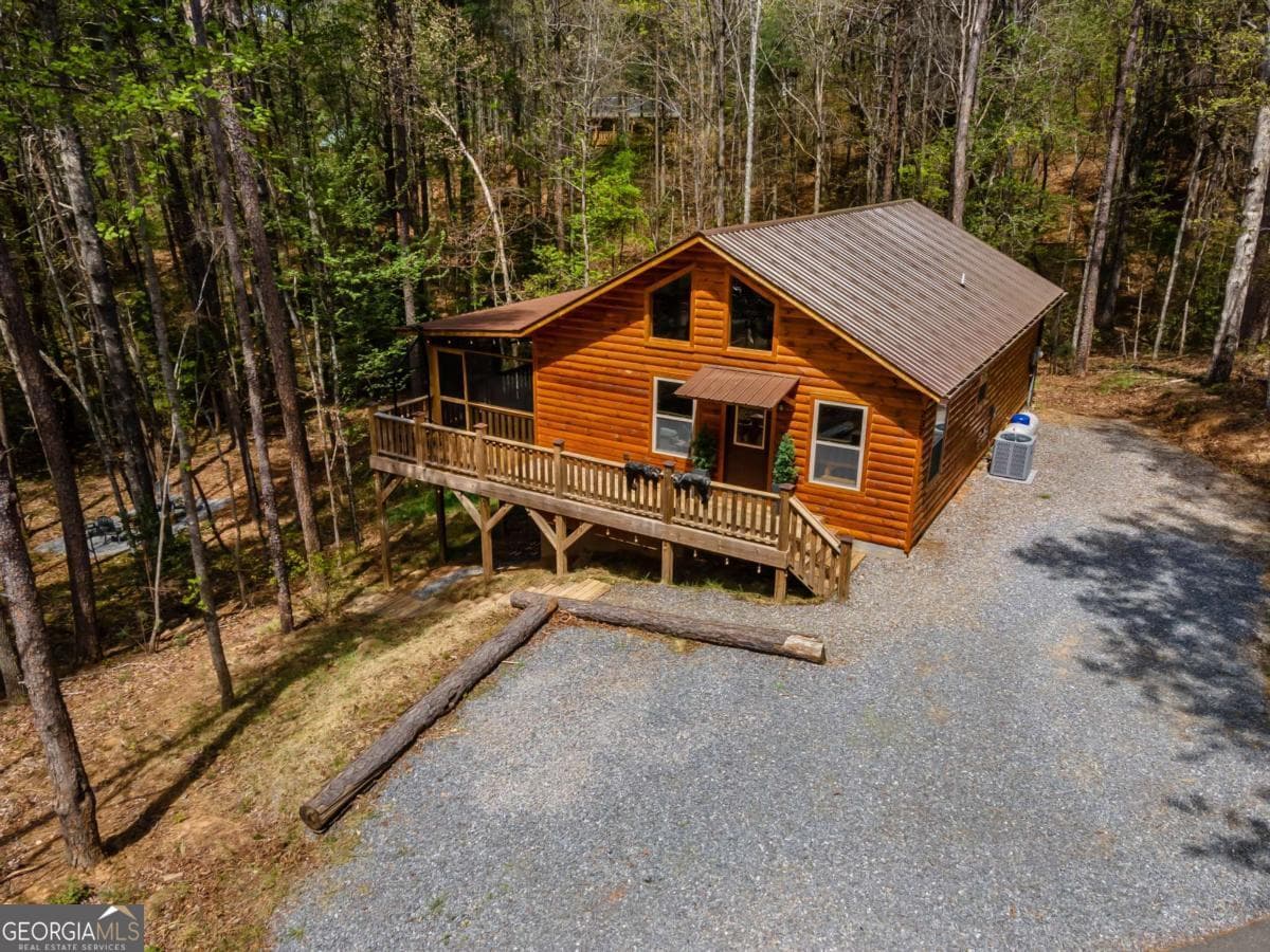 2 bedroom, 2 bathroom, 1,040 sq ft cabin,single family residence sold at 237 Bentley Cove 314, Murphy, NC 28906