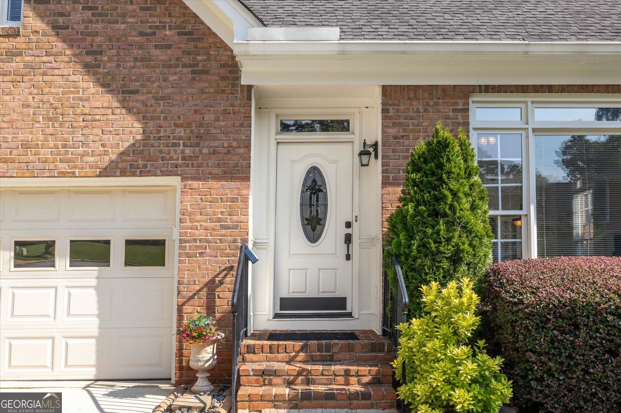 4 bedroom, 2.5 bathroom, 2,374 sq ft single family residence for sale at 3928 Thawley Court, Tucker, GA 30084 — photo 2