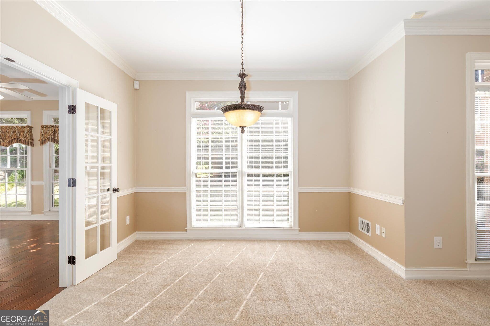 4 bedroom, 2.5 bathroom, 2,374 sq ft single family residence for sale at 3928 Thawley Court, Tucker, GA 30084 — photo 7