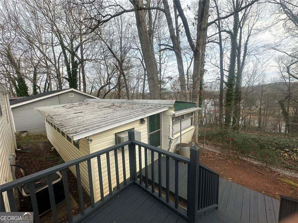 3 bedroom, 2 bathroom, 1,152 sq ft manufactured home,single family residence for sale at 5525 Mount Shores Circle, Gainesville, GA 30506 — photo 8