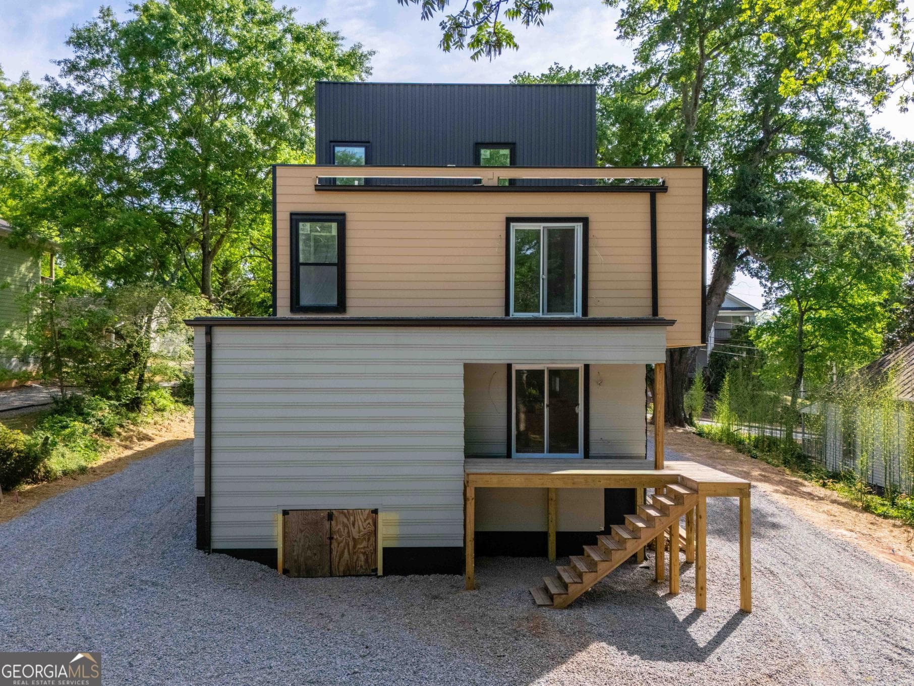 7 bedroom, 6.5 bathroom, 4,700 sq ft single family residence for rent at 1465 E Broad Street, Athens, GA 30601 for $7,200 a month — photo 5