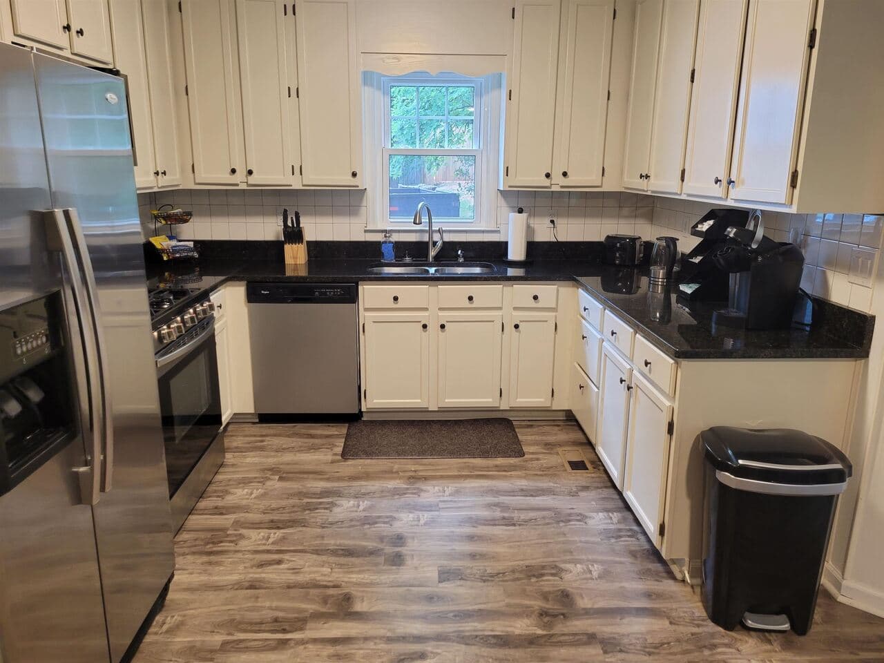 4 bedroom, 2 bathroom single family residence for rent at 1356 Velvet Creek, Marietta, GA 30008 for $5,720 a month — photo 7