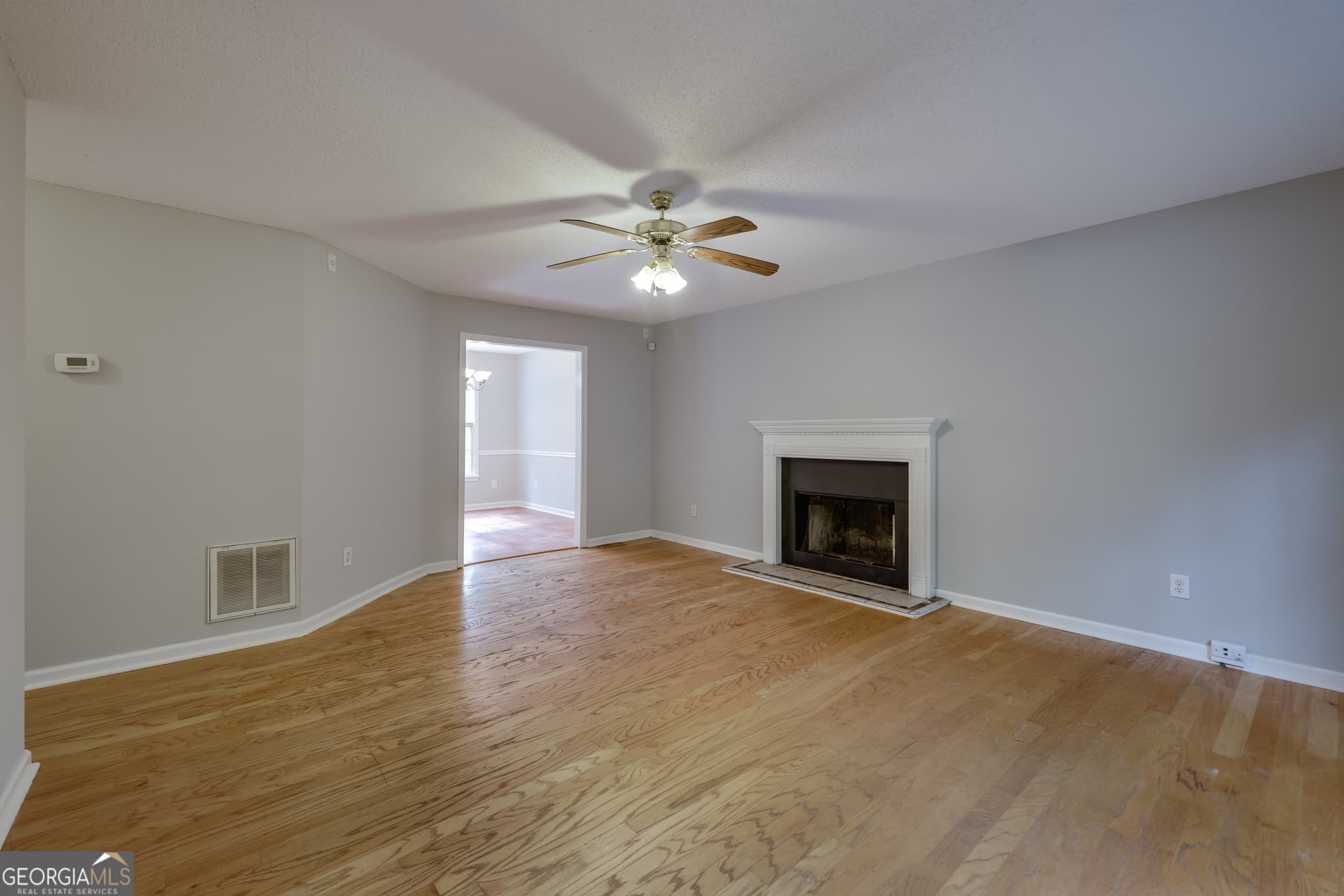 3 bedroom, 2.5 bathroom, 1,405 sq ft single family residence for rent at 555 Snapfinger Drive, Athens, GA 30605 for $1,900 a month — photo 2