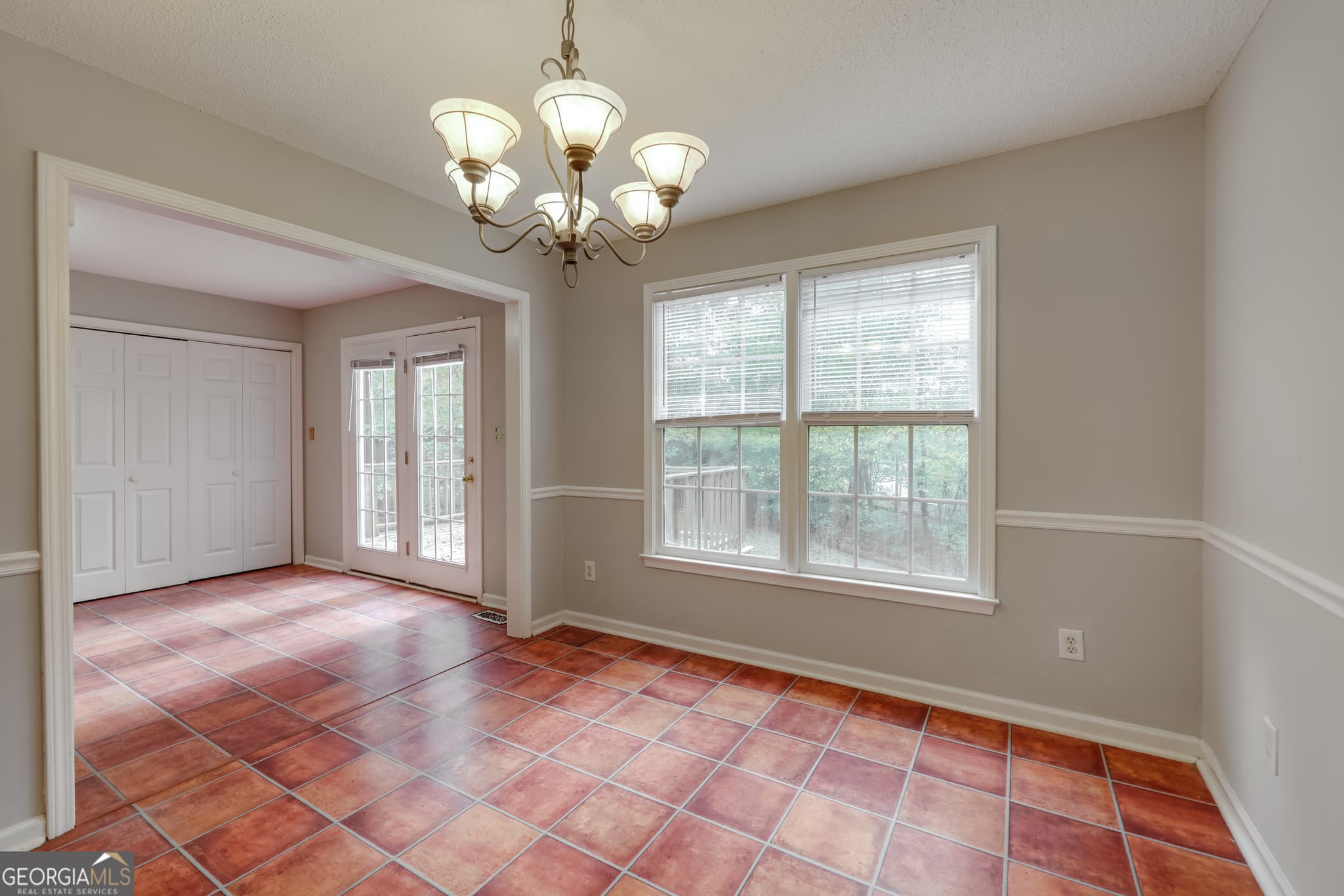 3 bedroom, 2.5 bathroom, 1,405 sq ft single family residence for rent at 555 Snapfinger Drive, Athens, GA 30605 for $1,900 a month — photo 8