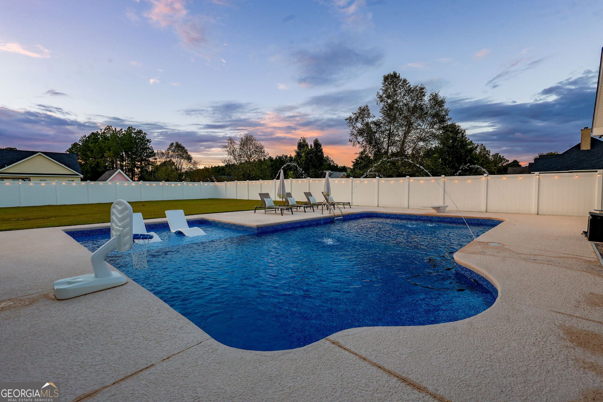 4 bedroom, 3.5 bathroom, 2,849 sq ft single family residence under contract at 59 Margaret Boykin Road, Odum, GA 31555 — photo 6