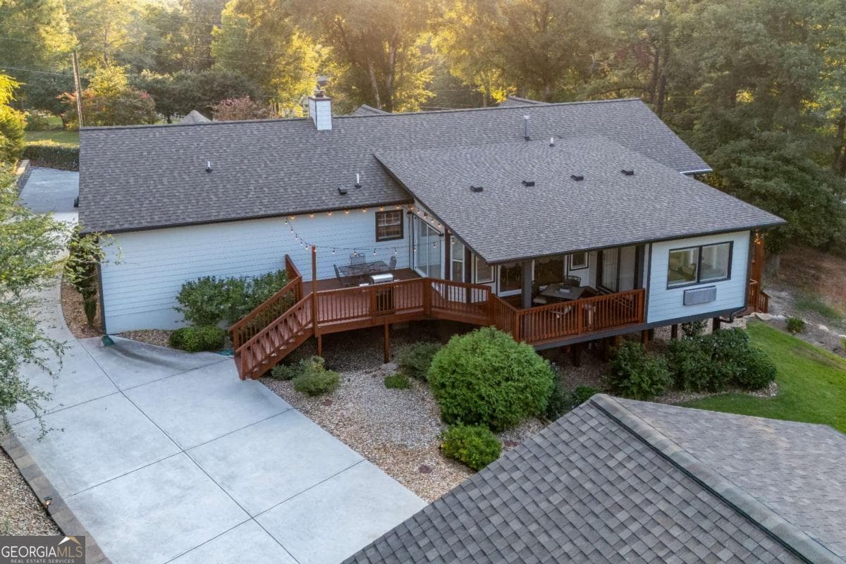 5 bedroom, 3 bathroom, 1,983 sq ft single family residence for sale at 2390 Stone Drive, Lilburn, GA 30047 — photo 2