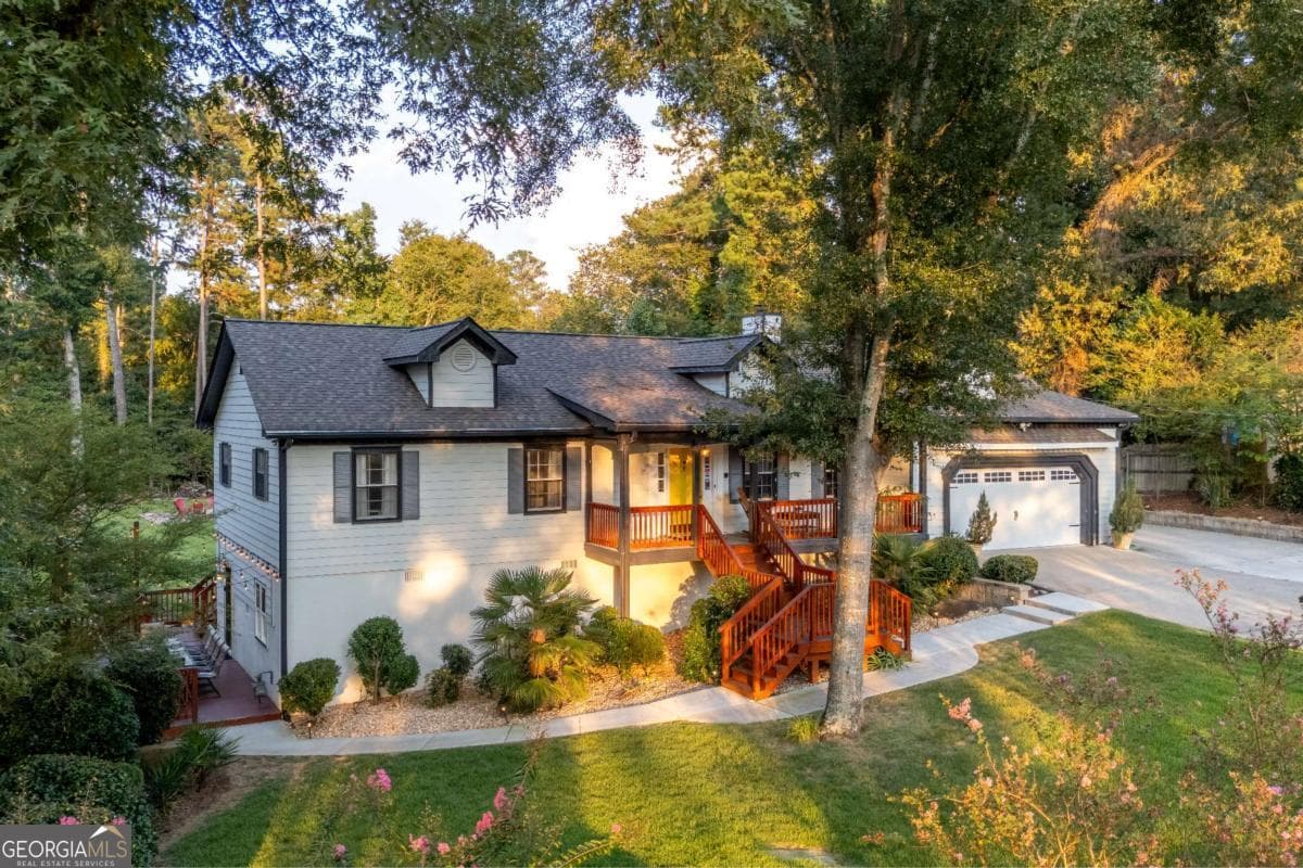 5 bedroom, 3 bathroom, 1,983 sq ft single family residence for sale at 2390 Stone Drive, Lilburn, GA 30047 — photo 6