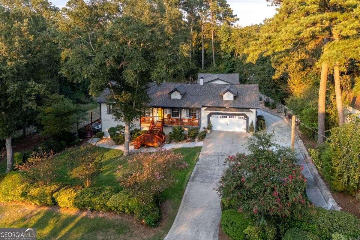5 bedroom, 3 bathroom, 1,983 sq ft single family residence for sale at 2390 Stone Drive, Lilburn, GA 30047 — photo 9