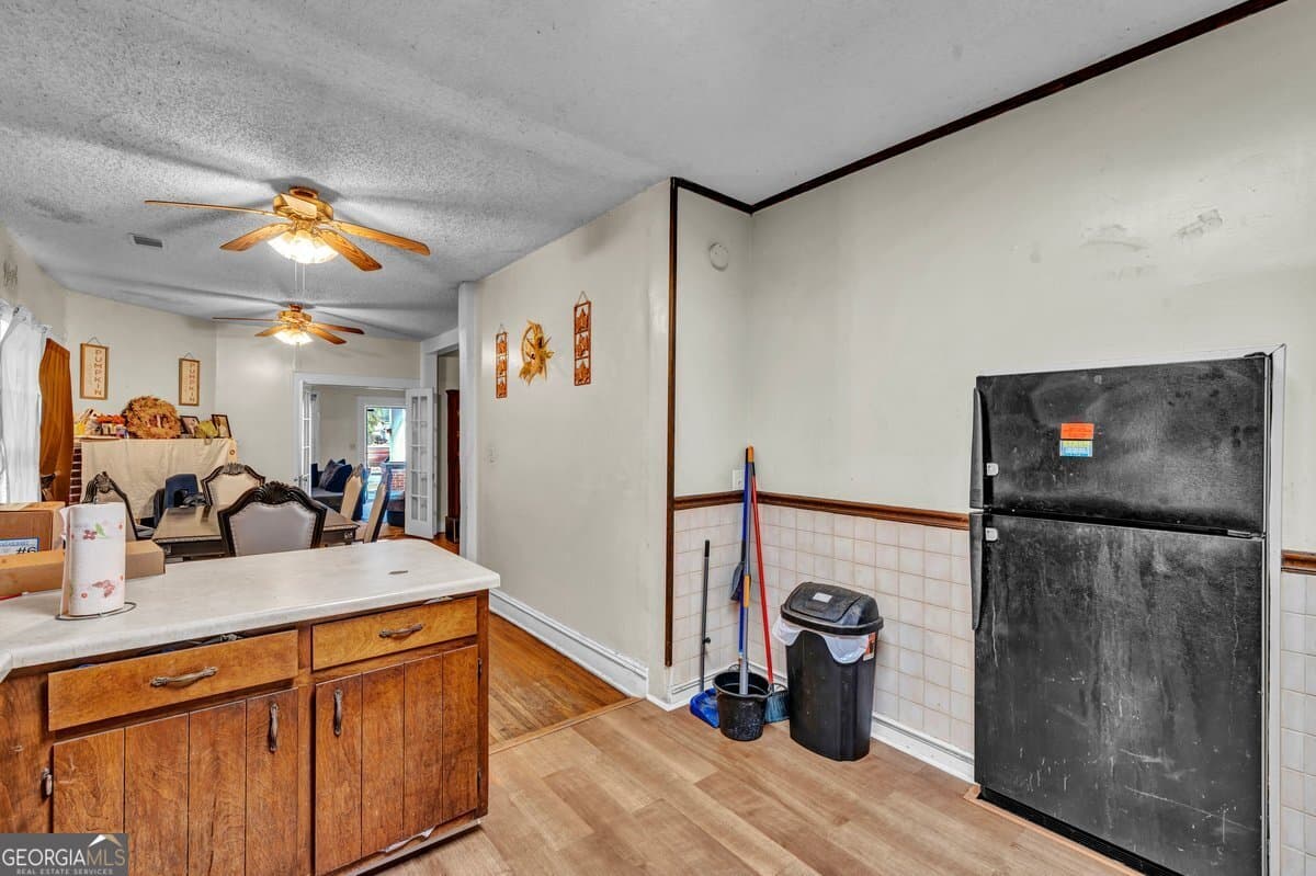 3 bedroom, 1 bathroom, 1,334 sq ft single family residence for sale at 610 E 15th Avenue, Cordele, GA 31015 — photo 8