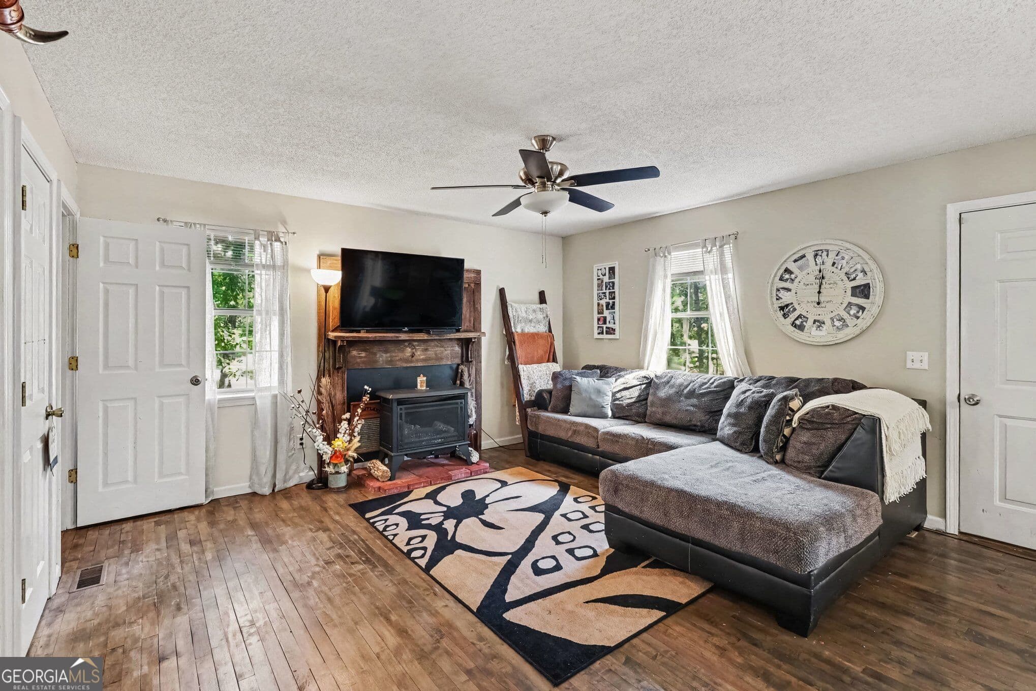 2 bedroom, 2 bathroom, 1,152 sq ft single family residence for sale at 641 Johnson Road, Adairsville, GA 30103 — photo 7