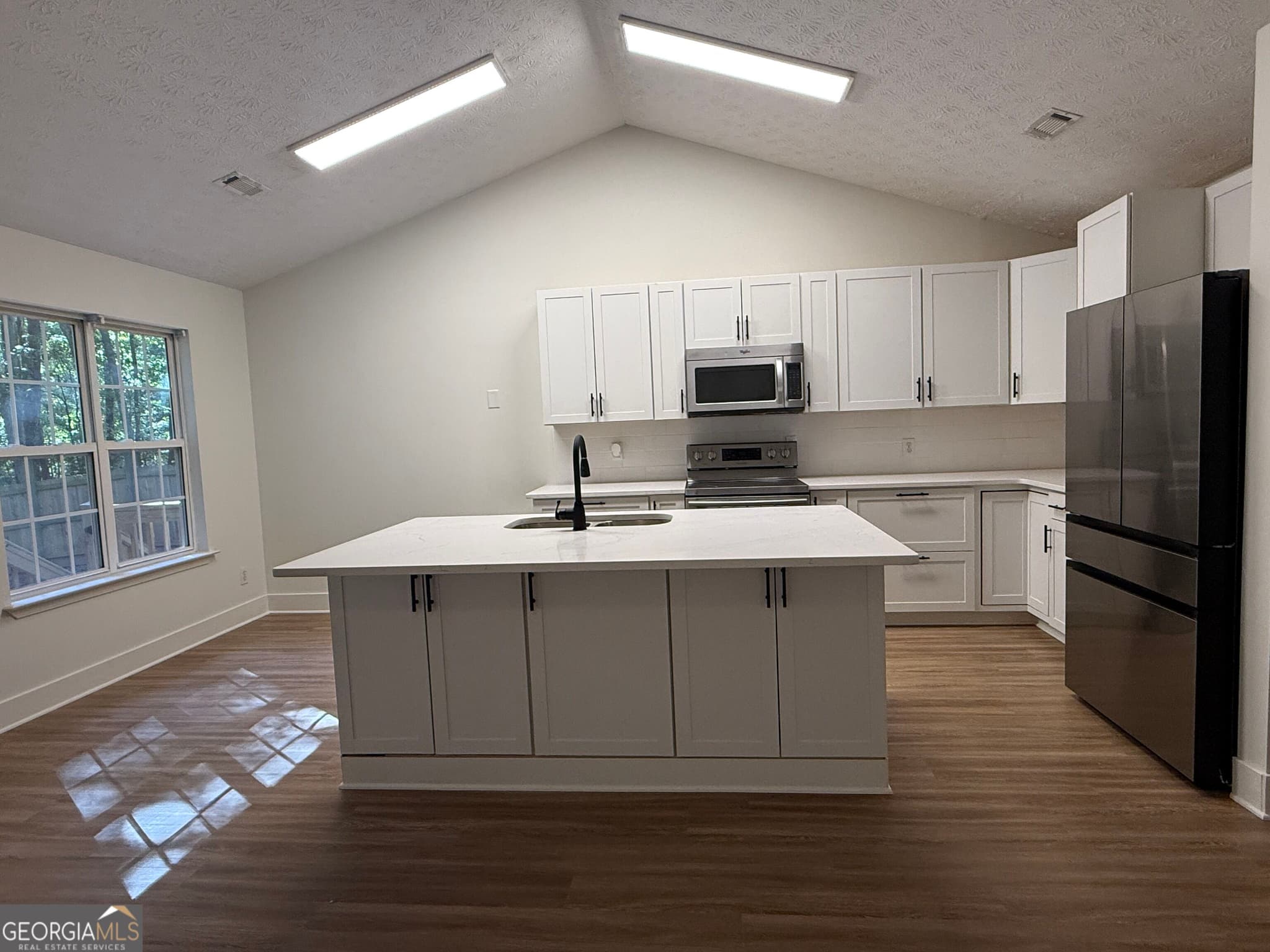 3 bedroom, 2 bathroom, 2,242 sq ft single family residence for sale at 244 Country Club Road, Newnan, GA 30263 — photo 8