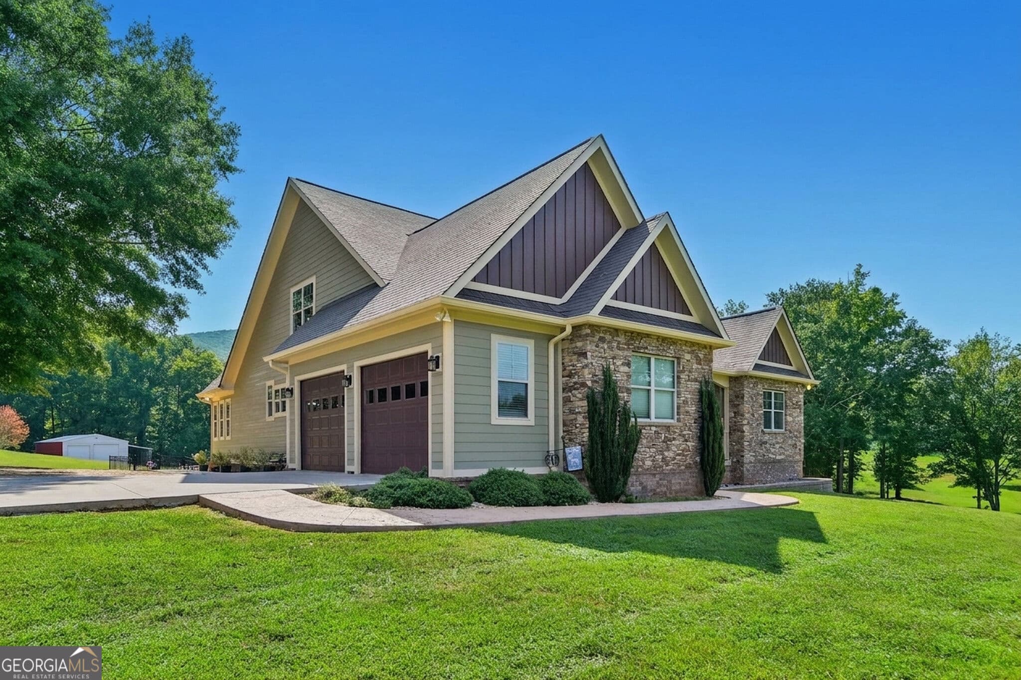 4 bedroom, 4.5 bathroom, 3,644 sq ft single family residence for sale at 319 Campground Road, Cleveland, GA 30528 — photo 9