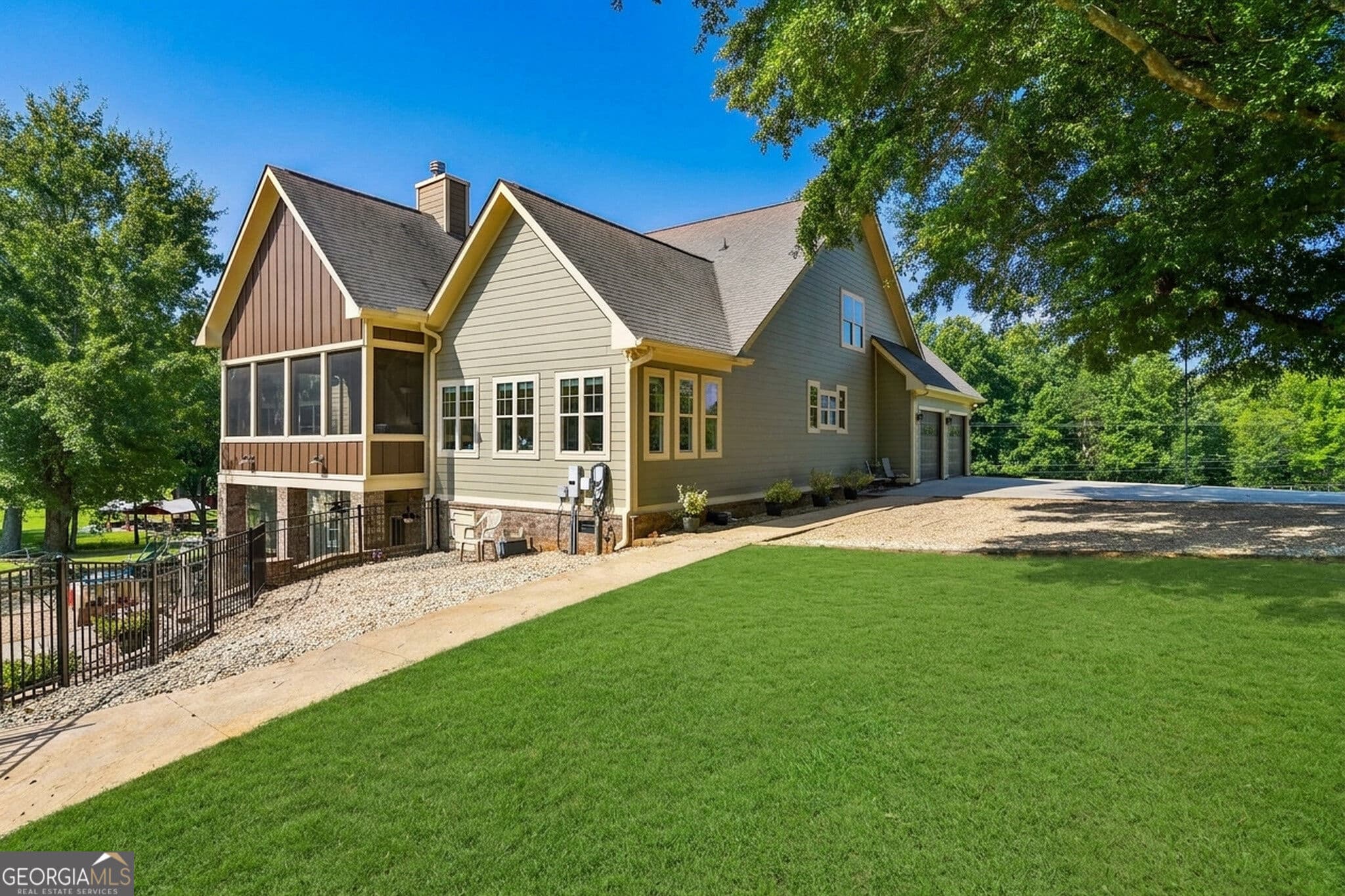 4 bedroom, 4.5 bathroom, 3,644 sq ft single family residence for sale at 319 Campground Road, Cleveland, GA 30528 — photo 8