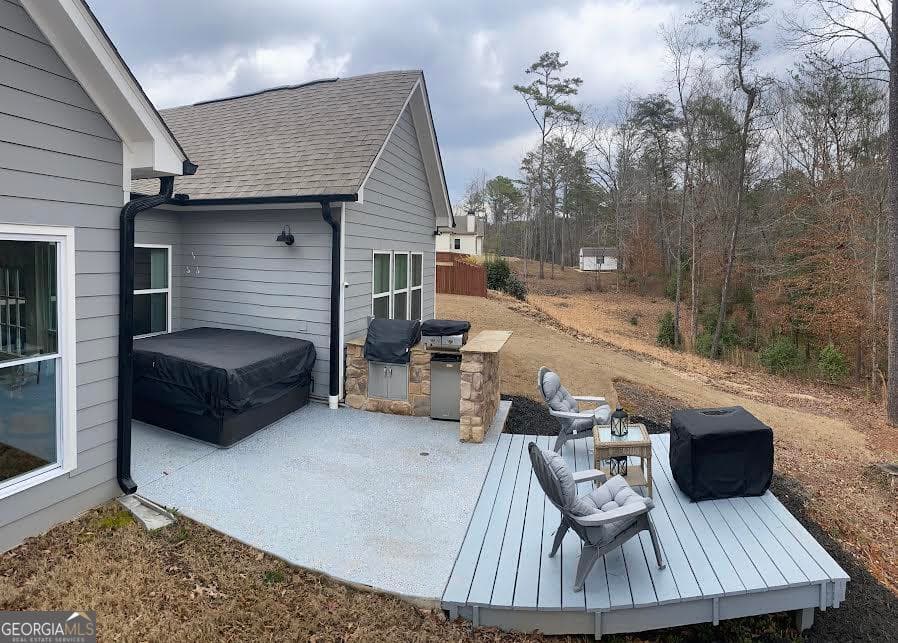 4 bedroom, 3.5 bathroom, 3,304 sq ft single family residence for sale at 72 Highland Pointe Drive, Ellijay, GA 30536 — photo 5