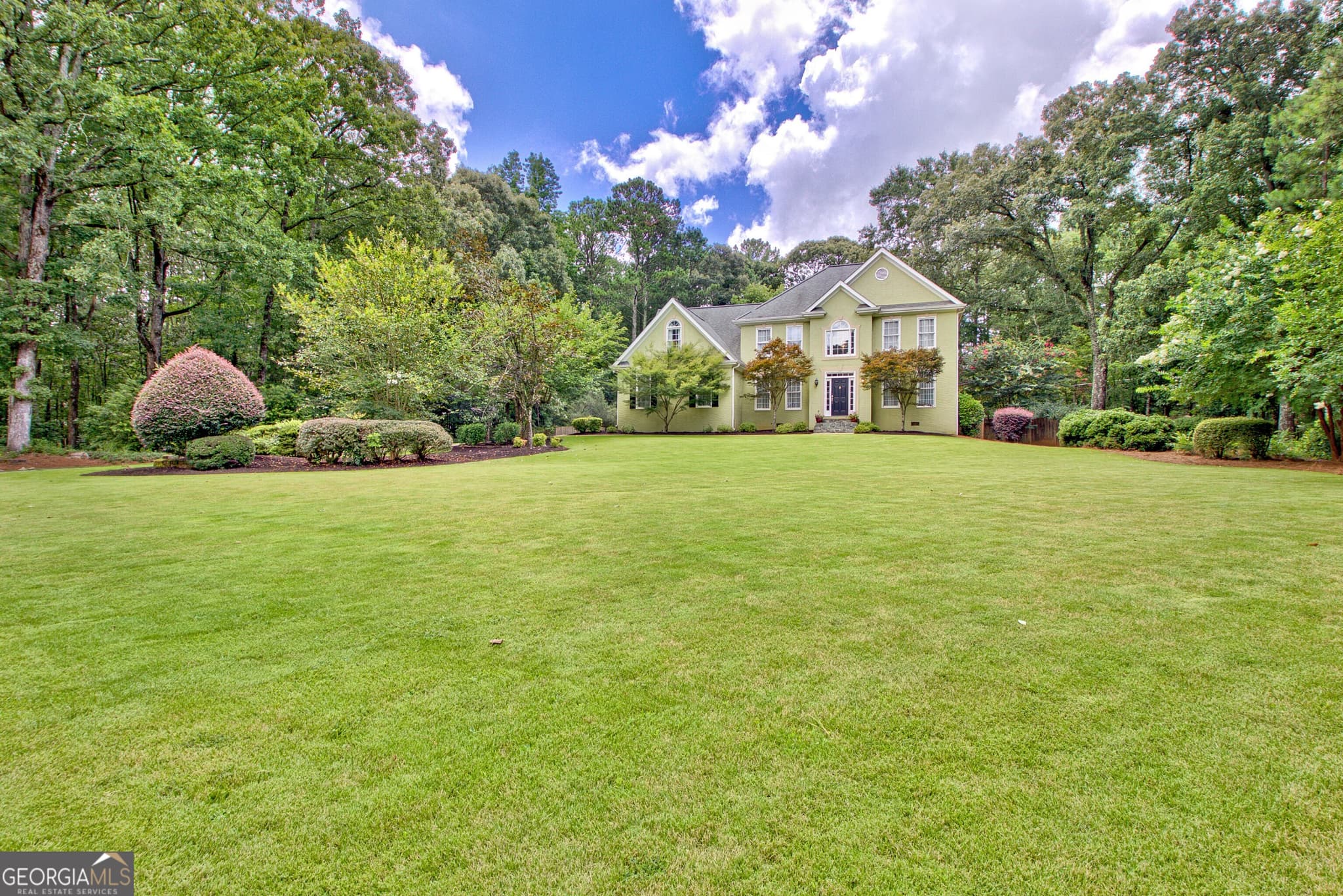 4 bedroom, 2.5 bathroom, 2,929 sq ft single family residence for sale at 105 Arlington Tr, Fayetteville, GA 30215 — photo 3