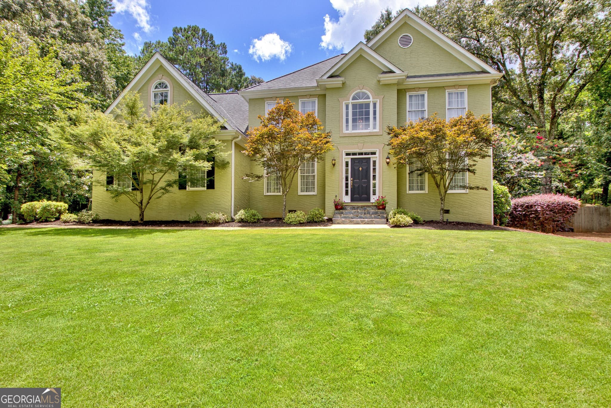 4 bedroom, 2.5 bathroom, 2,929 sq ft single family residence for sale at 105 Arlington Tr, Fayetteville, GA 30215