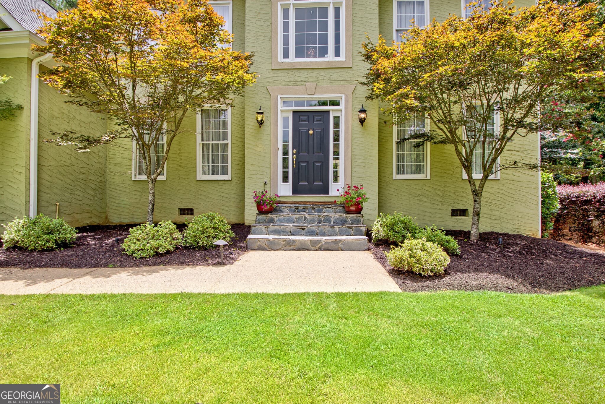 4 bedroom, 2.5 bathroom, 2,929 sq ft single family residence for sale at 105 Arlington Tr, Fayetteville, GA 30215 — photo 5