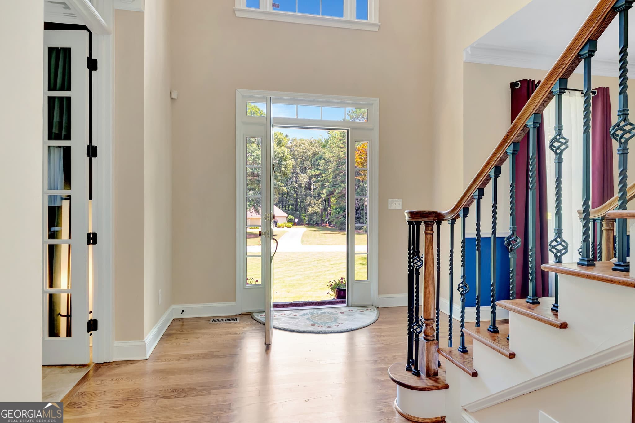 4 bedroom, 2.5 bathroom, 2,929 sq ft single family residence for sale at 105 Arlington Tr, Fayetteville, GA 30215 — photo 9