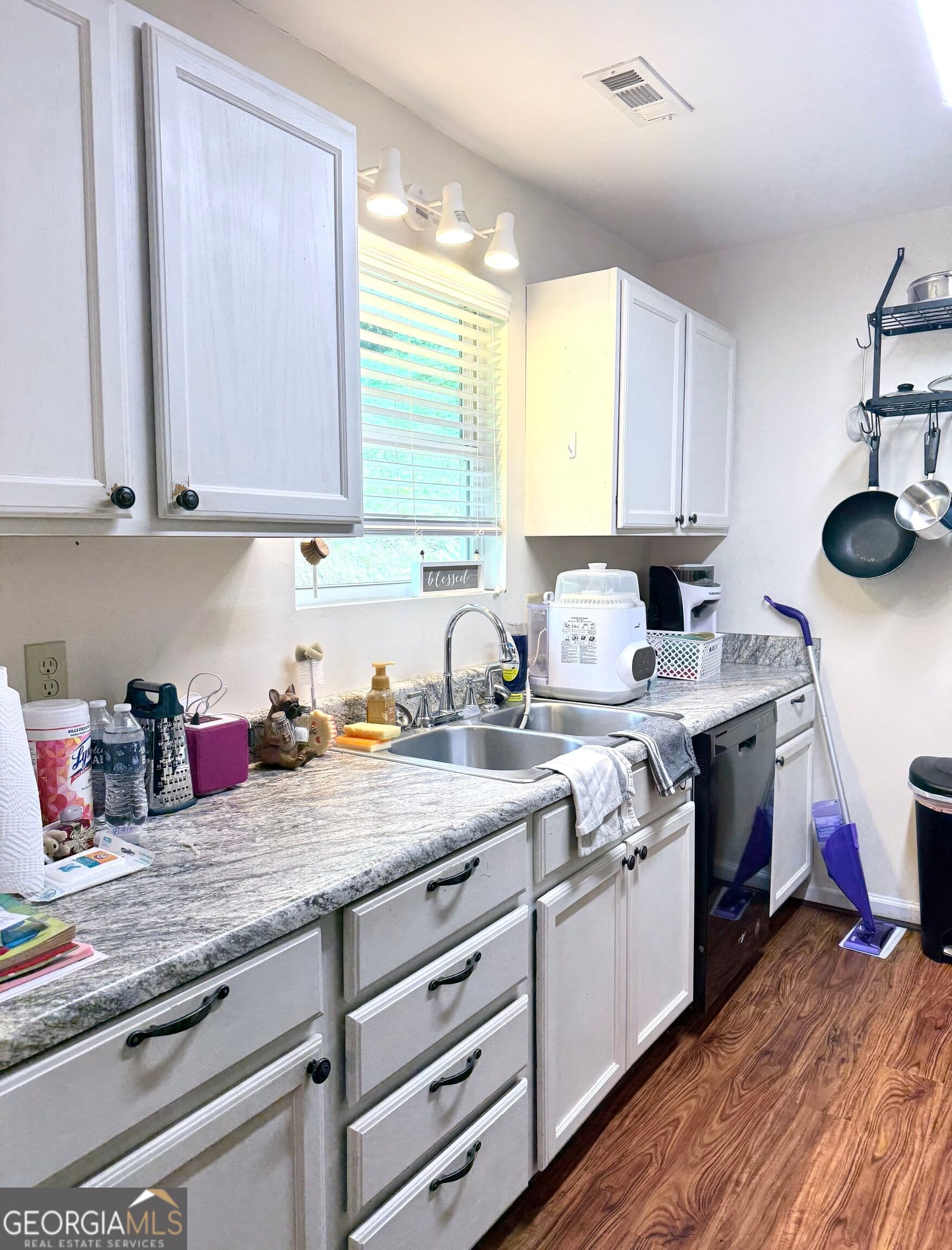 2 bedroom, 2 bathroom, 1,056 sq ft single family residence for sale at 242 Old Chechero Road, Clayton, GA 30525 — photo 6