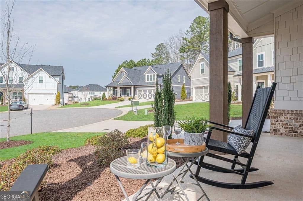 4 bedroom, 3 bathroom, 2,881 sq ft single family residence for sale at 4850 Ramblewood Drive, Cumming, GA 30028 — photo 10