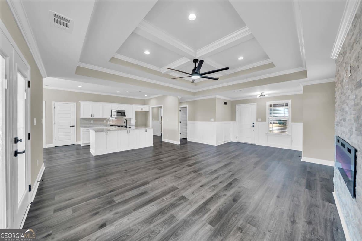 4 bedroom, 2 bathroom, 1,789 sq ft single family residence for sale at 103 Early Drive, Byron, GA 31008 — photo 8