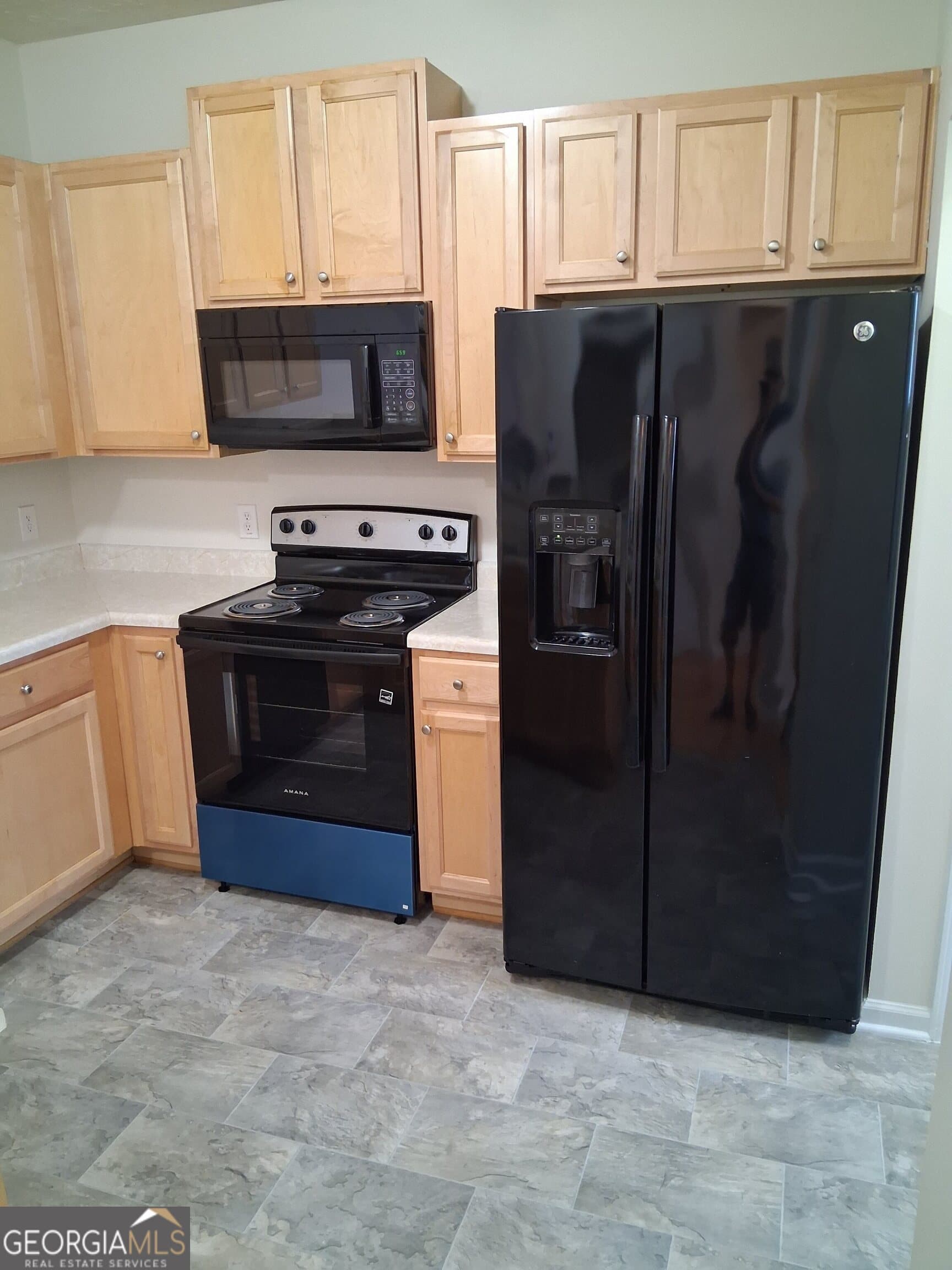 3 bedroom, 2.5 bathroom, 1,348 sq ft townhouse for rent at 6208 Ellenwood Drive, Rex, GA 30273 for $1,650 a month — photo 6