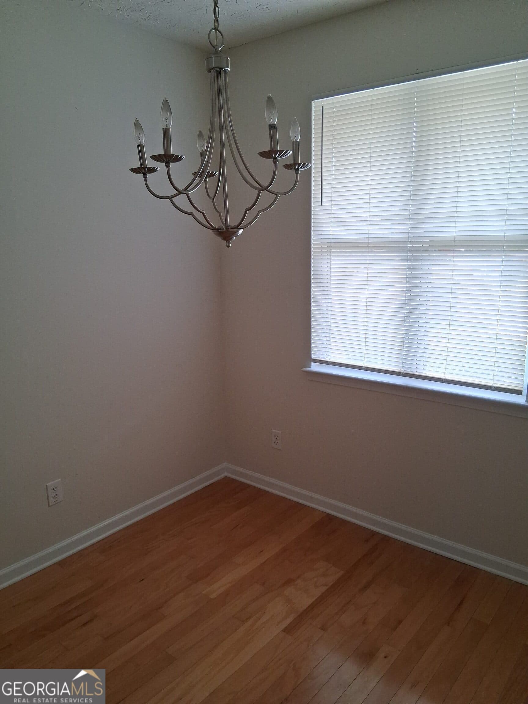 3 bedroom, 2.5 bathroom, 1,348 sq ft townhouse for rent at 6208 Ellenwood Drive, Rex, GA 30273 for $1,650 a month — photo 4