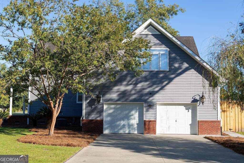 2 bedroom, 3 bathroom, 1 sq ft single family residence for sale at 228 Plier, Baxley, GA 31513 — photo 4