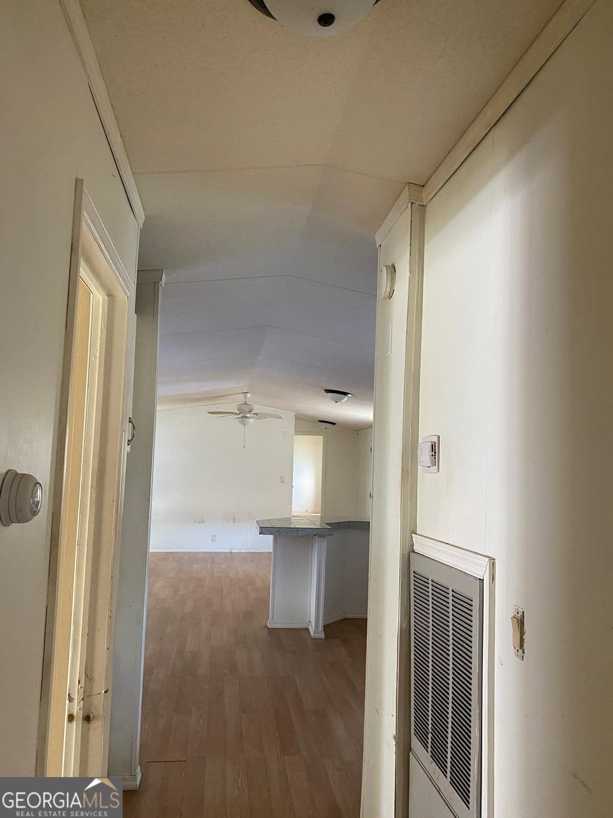2 bedroom, 2 bathroom, 1,024 sq ft manufactured home,single family residence for sale at 605 Morgan Street, Albany, GA 31705 — photo 3