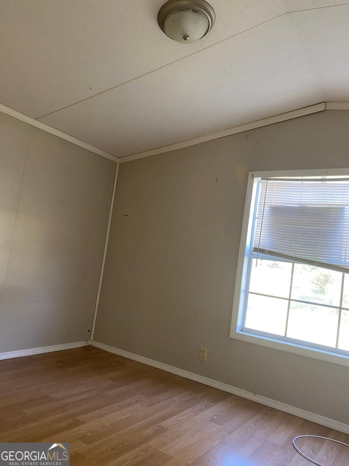 2 bedroom, 2 bathroom, 1,024 sq ft manufactured home,single family residence for sale at 605 Morgan Street, Albany, GA 31705 — photo 5
