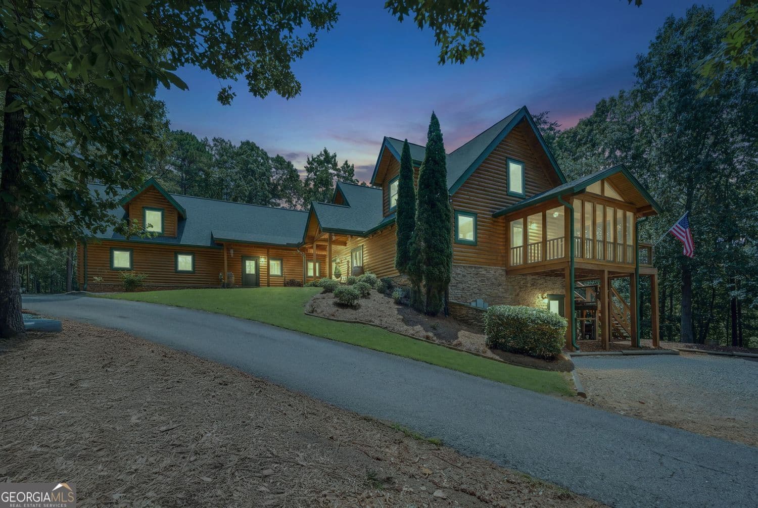 4 bedroom, 2 bathroom, 3,530 sq ft single family residence for sale at 302 Bumpy Trail, Dawsonville, GA 30534 — photo 4