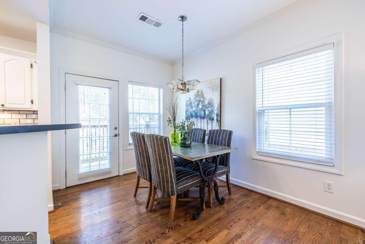 2 bedroom, 2.5 bathroom, 1,264 sq ft townhouse for sale at 1332 Stillwood Chase, Atlanta, GA 30306 — photo 5