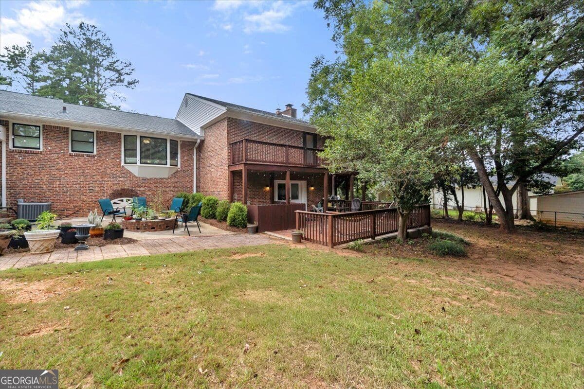 4 bedroom, 5.5 bathroom, 3,944 sq ft single family residence for sale at 919 Crawford Street, Madison, GA 30650 — photo 5