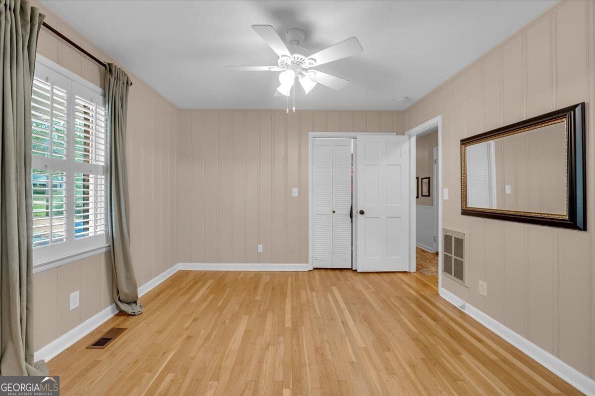 4 bedroom, 5.5 bathroom, 3,944 sq ft single family residence for sale at 919 Crawford Street, Madison, GA 30650 — photo 8