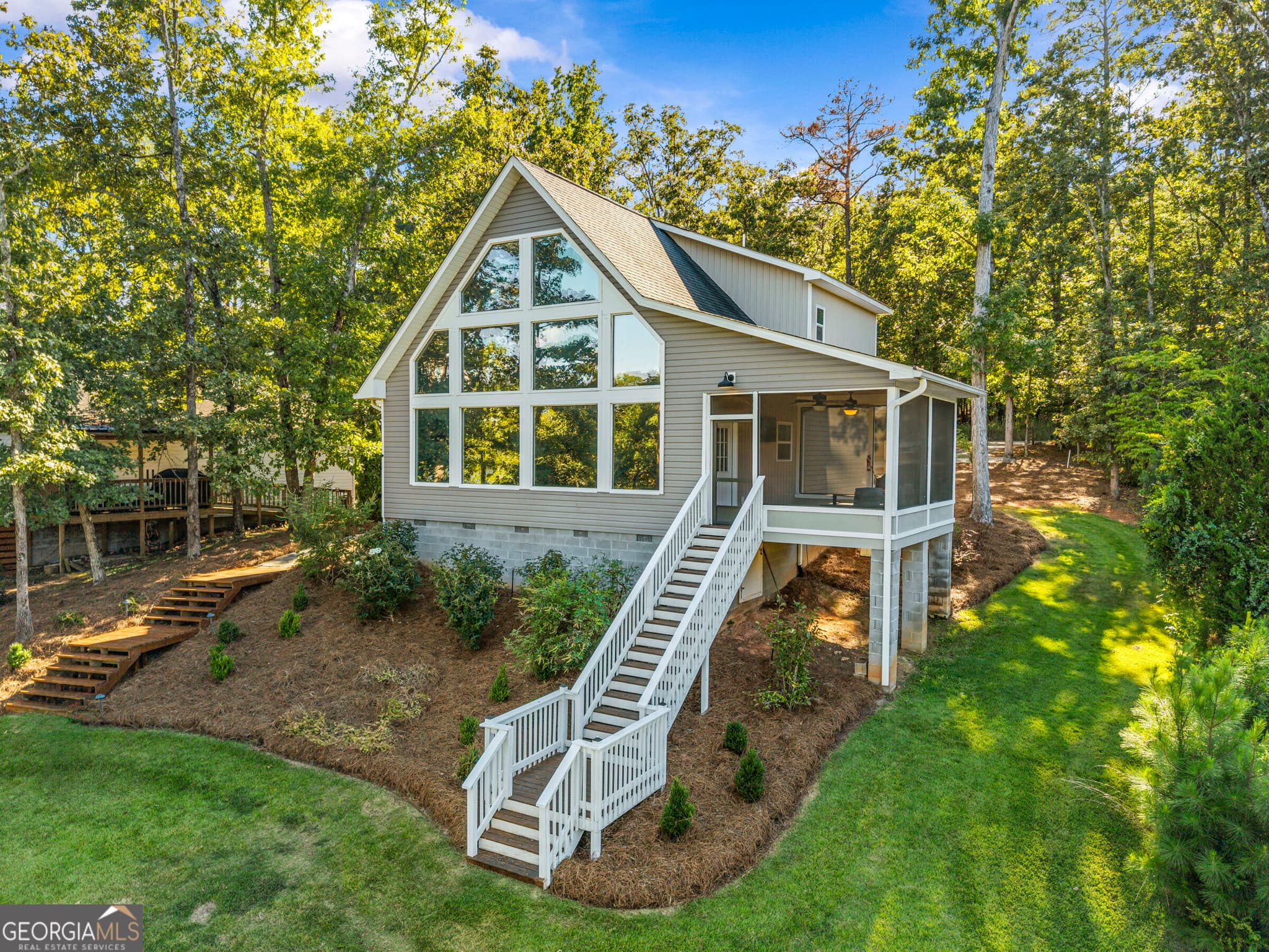 3 bedroom, 2 bathroom, 1,924 sq ft single family residence for sale at 207 Poinsettia Place, Sparta, GA 31087 — photo 2