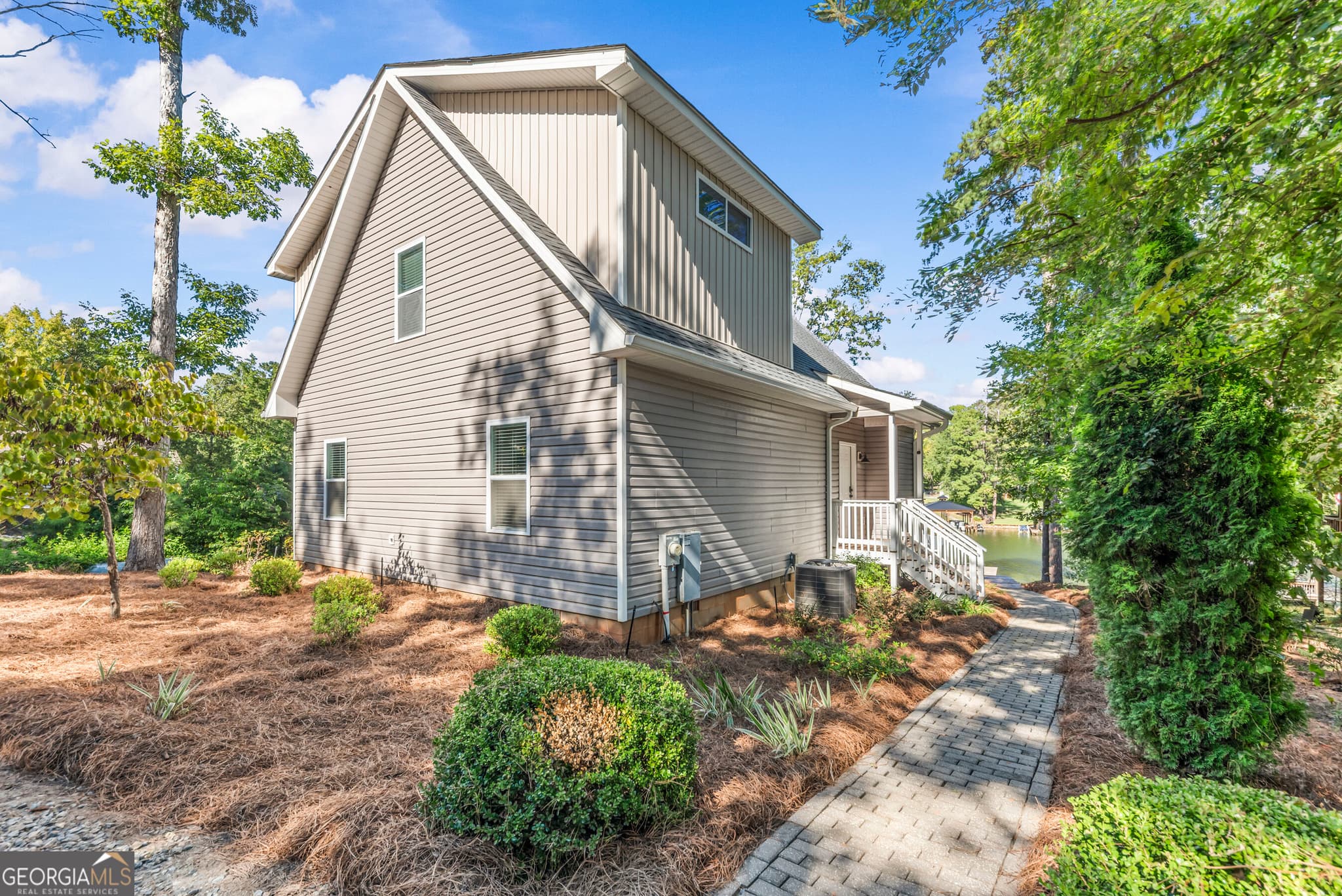 3 bedroom, 2 bathroom, 1,924 sq ft single family residence for sale at 207 Poinsettia Place, Sparta, GA 31087 — photo 6