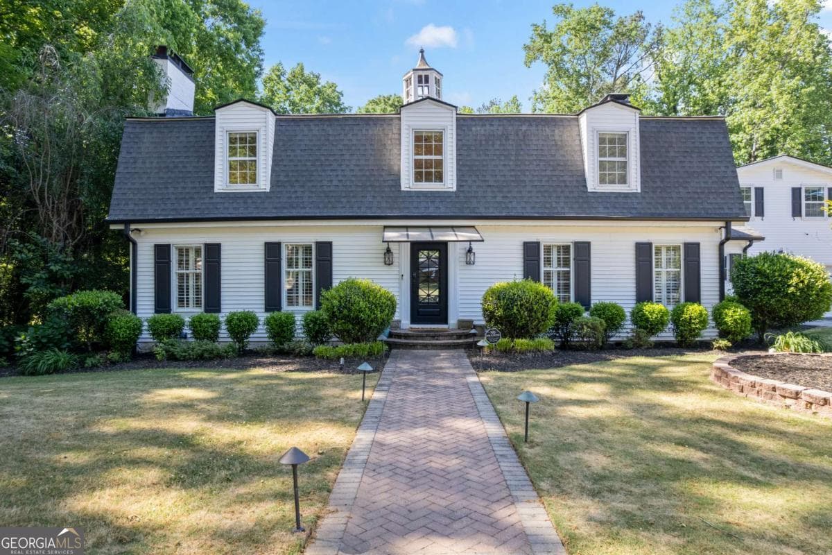5 bedroom, 6 bathroom, 5,856 sq ft single family residence for sale at 4610 Orkney Lane, Atlanta, GA 30331 — photo 1 of 41