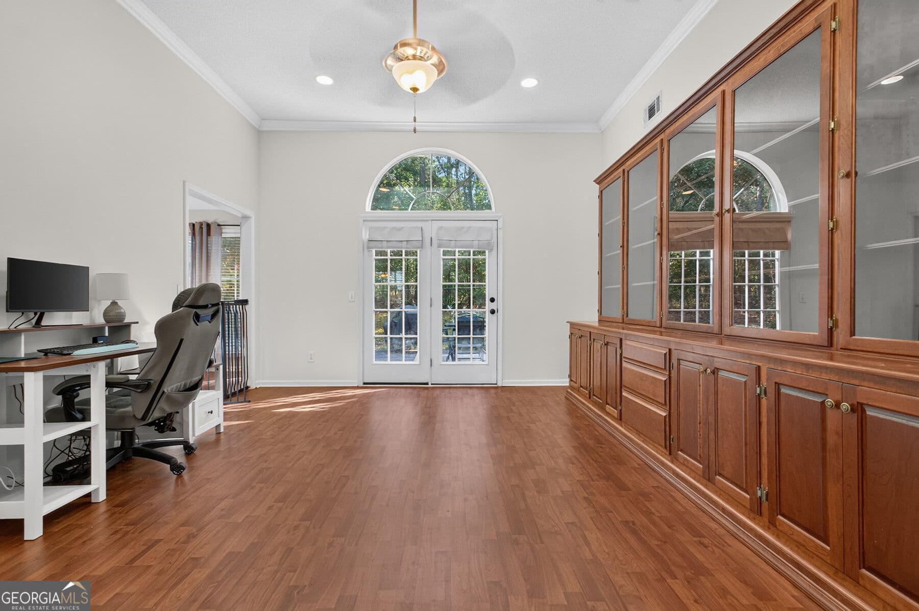 3 bedroom, 2 bathroom, 2,091 sq ft single family residence for sale at 27 Hickory Lane, Macon, GA 31210 — photo 8