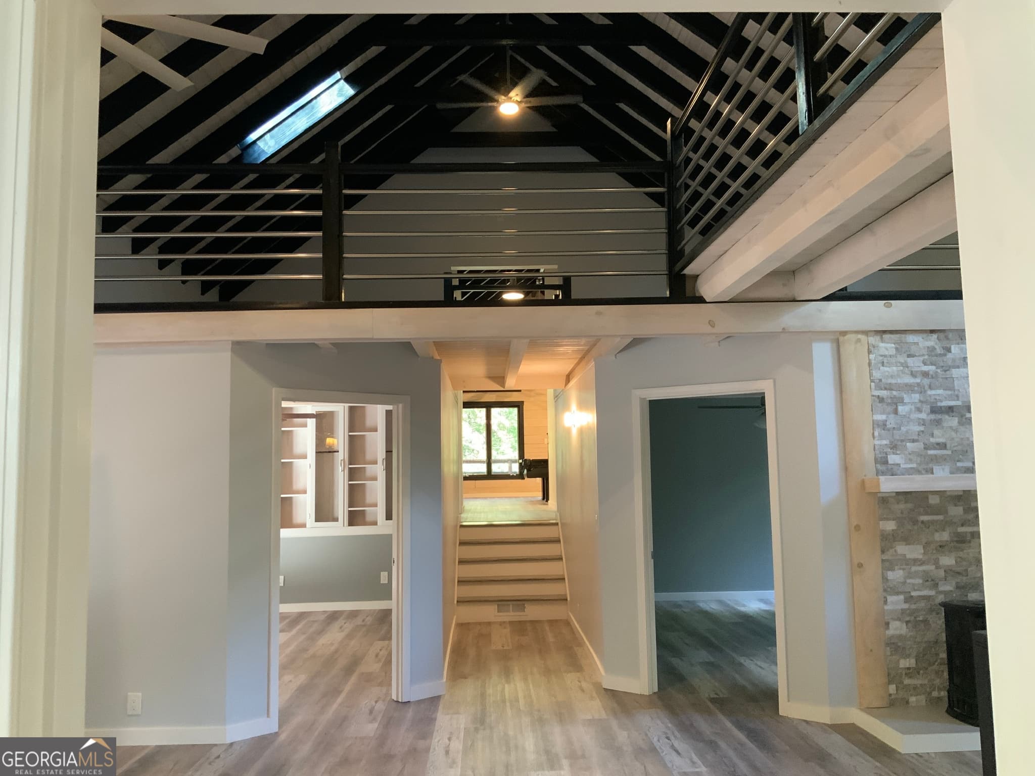 4 bedroom, 4 bathroom, 5,040 sq ft cabin,loft,single family residence for sale at 11 FOXFIRE Road, Blairsville, GA 30512 — photo 7