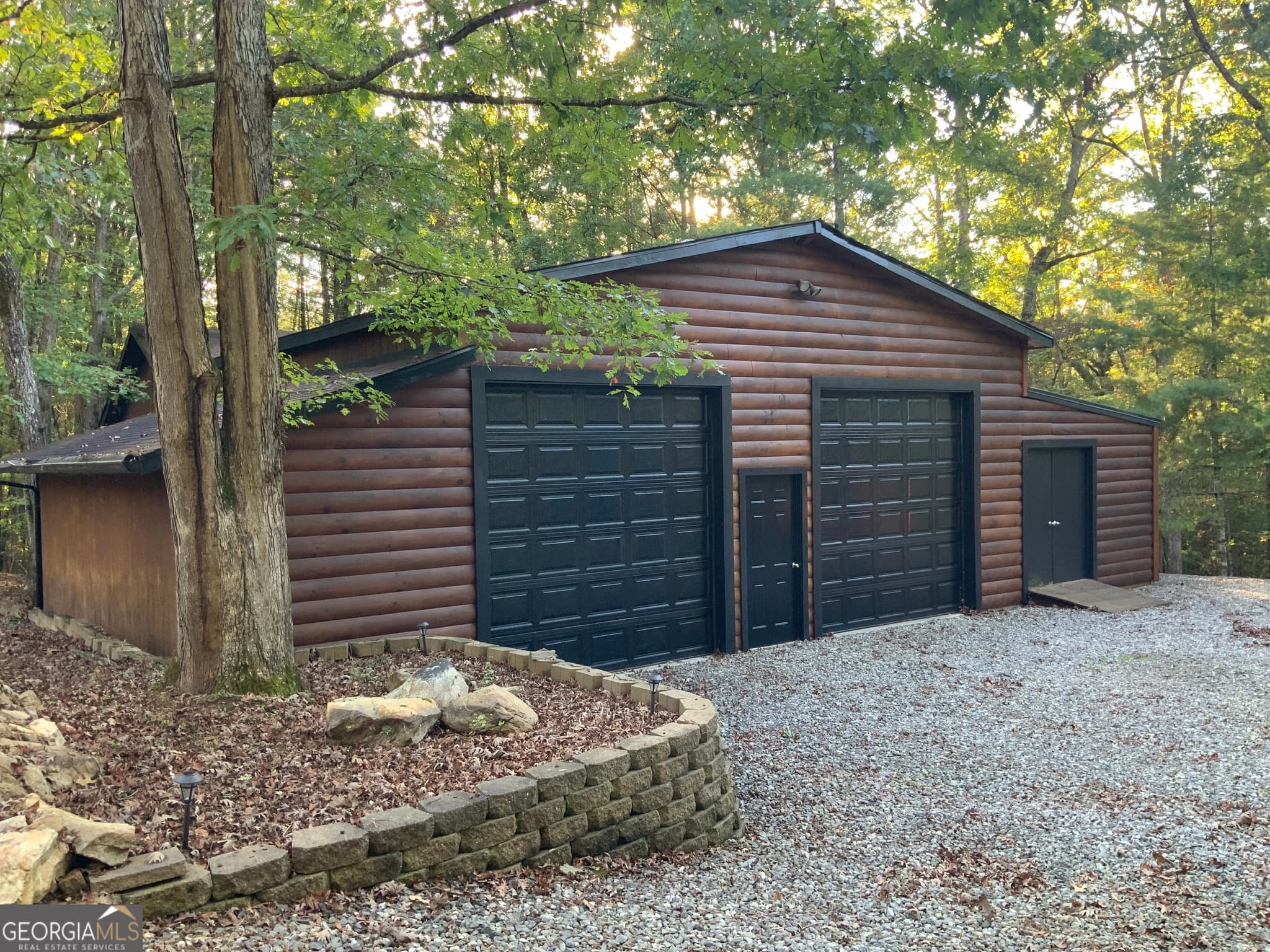 4 bedroom, 4 bathroom, 5,040 sq ft cabin,loft,single family residence for sale at 11 FOXFIRE Road, Blairsville, GA 30512 — photo 5