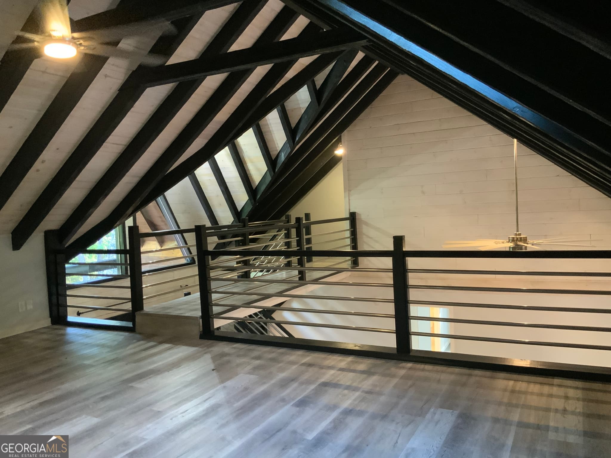 4 bedroom, 4 bathroom, 5,040 sq ft cabin,loft,single family residence for sale at 11 FOXFIRE Road, Blairsville, GA 30512 — photo 10