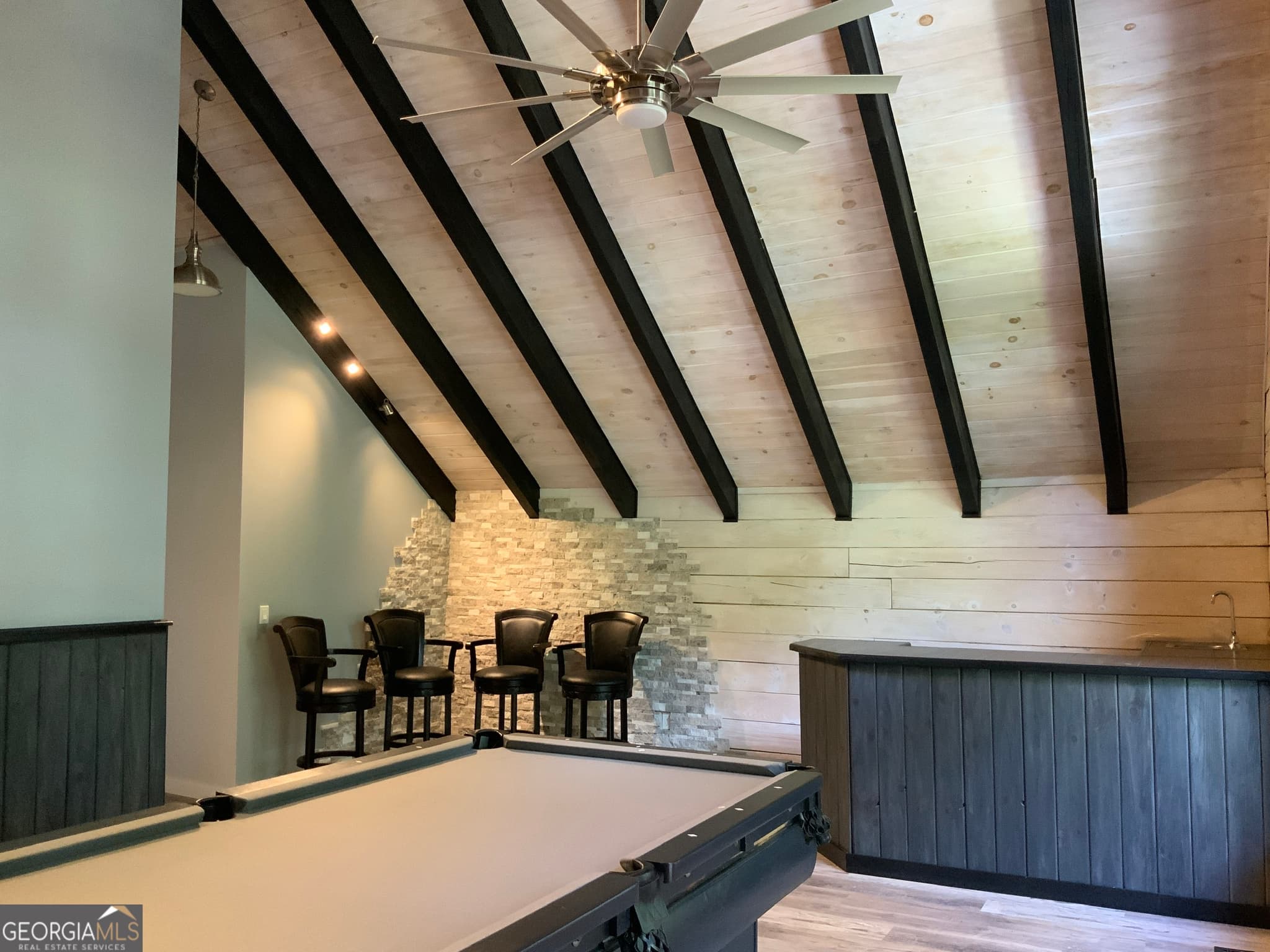 4 bedroom, 4 bathroom, 5,040 sq ft cabin,loft,single family residence for sale at 11 FOXFIRE Road, Blairsville, GA 30512 — photo 8